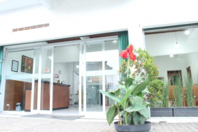 Rumah Syariah Bugenvil